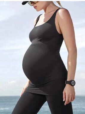 Blanqi - Pulldown nursing compression tank top (M)